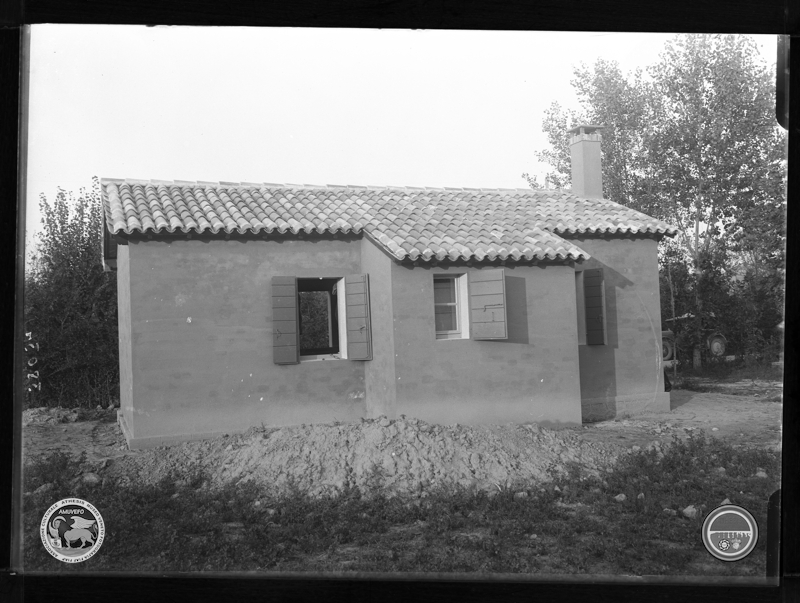1938 08 28 Santa Margherita d&#039;Adige COSTRUZIONE RICOVERI id_38034 3 cm_13x18 lastra